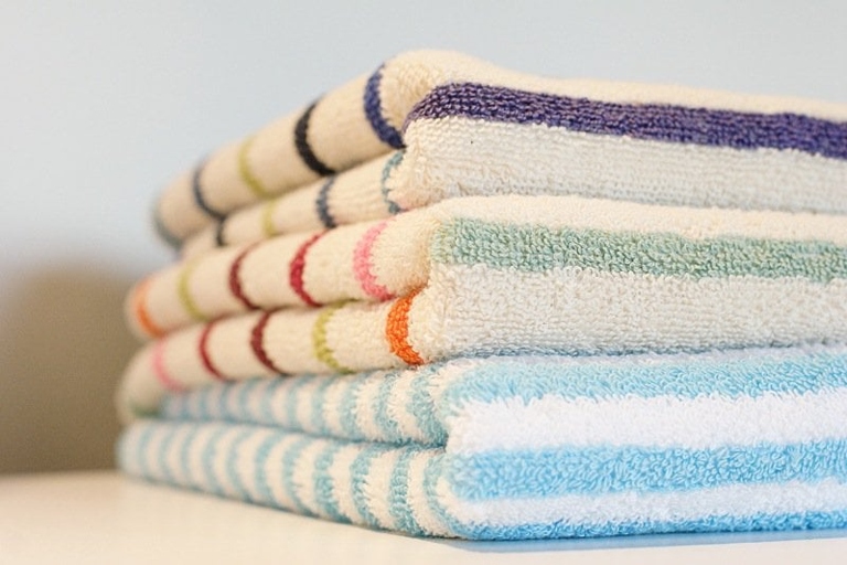 Dryer sheets can be used to repel bugs.