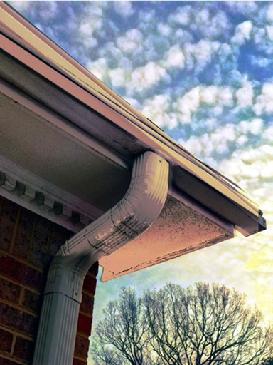 If you find that your rainwater isn't draining, there are a few things you can do to unclog your downspout.