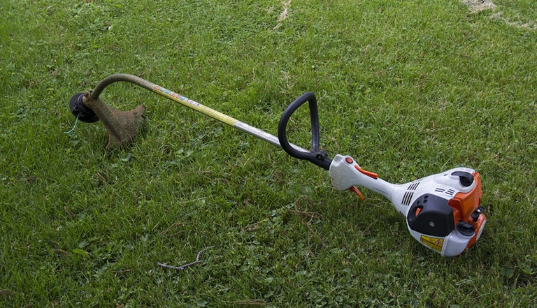 If you have a lawn trimmer, you can use it to shred leaves.