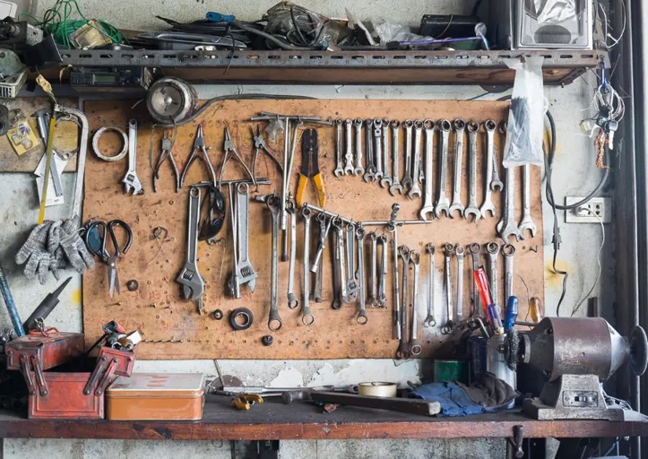 If you want to keep your tools from rusting in the garage, one easy way to do it is to keep them in a toolbox.