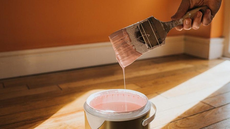 The average can of latex paint will take about 24 hours to dry when left out in an open, well-ventilated area.